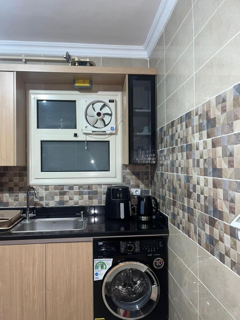 Jayd Compound In Front Of El Rehab Compound, 3 Bedrooms, New Apartment *