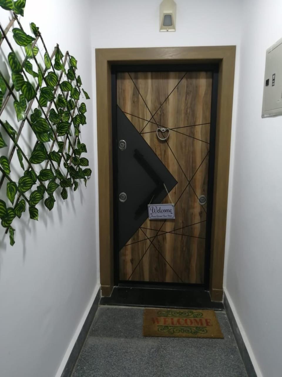 Jayd Compound In Front Of El Rehab Compound, 3 Bedrooms, New * Cairo